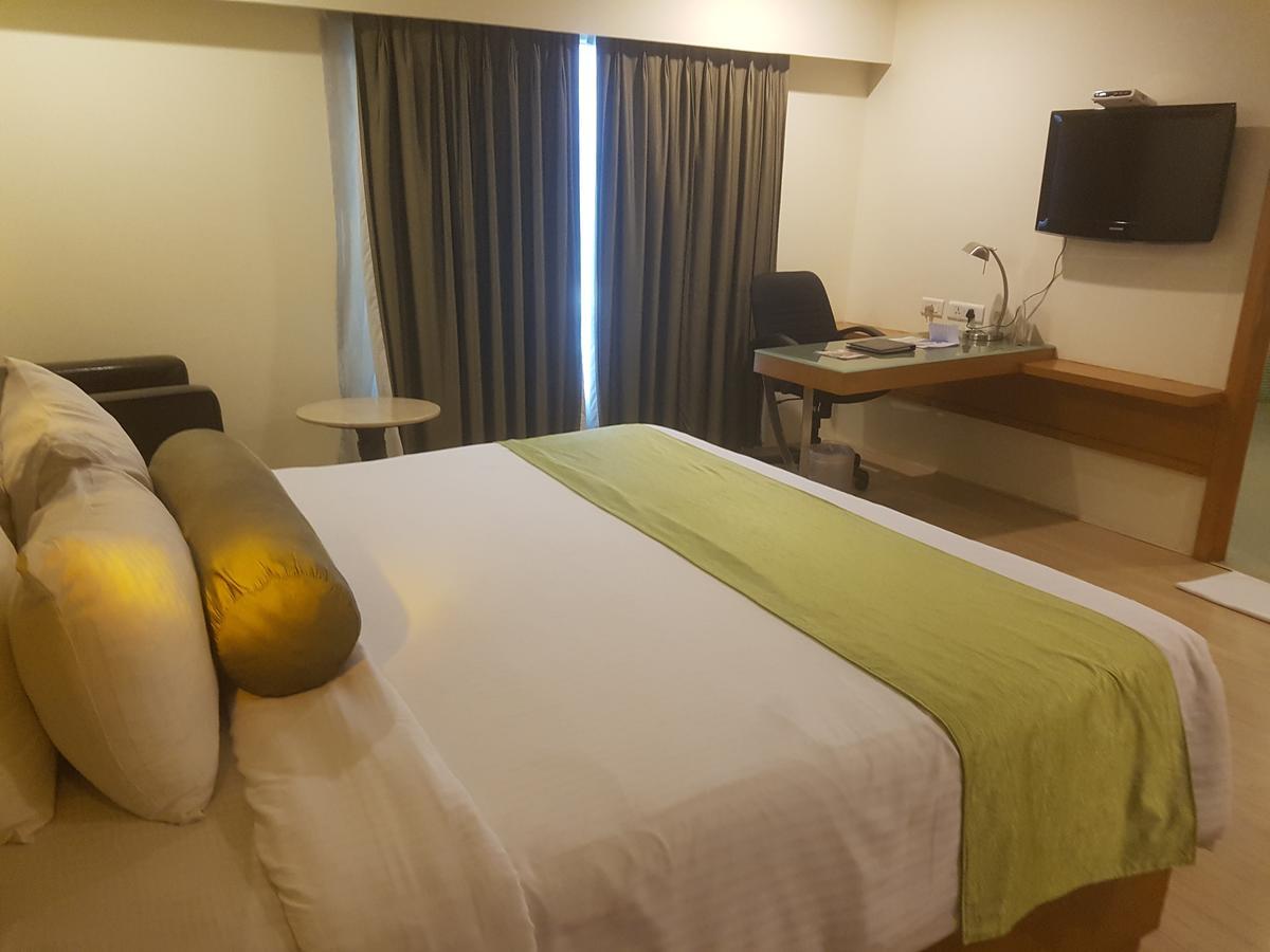 Peerless Hotel ไฮเดอราบัด ภายนอก รูปภาพ