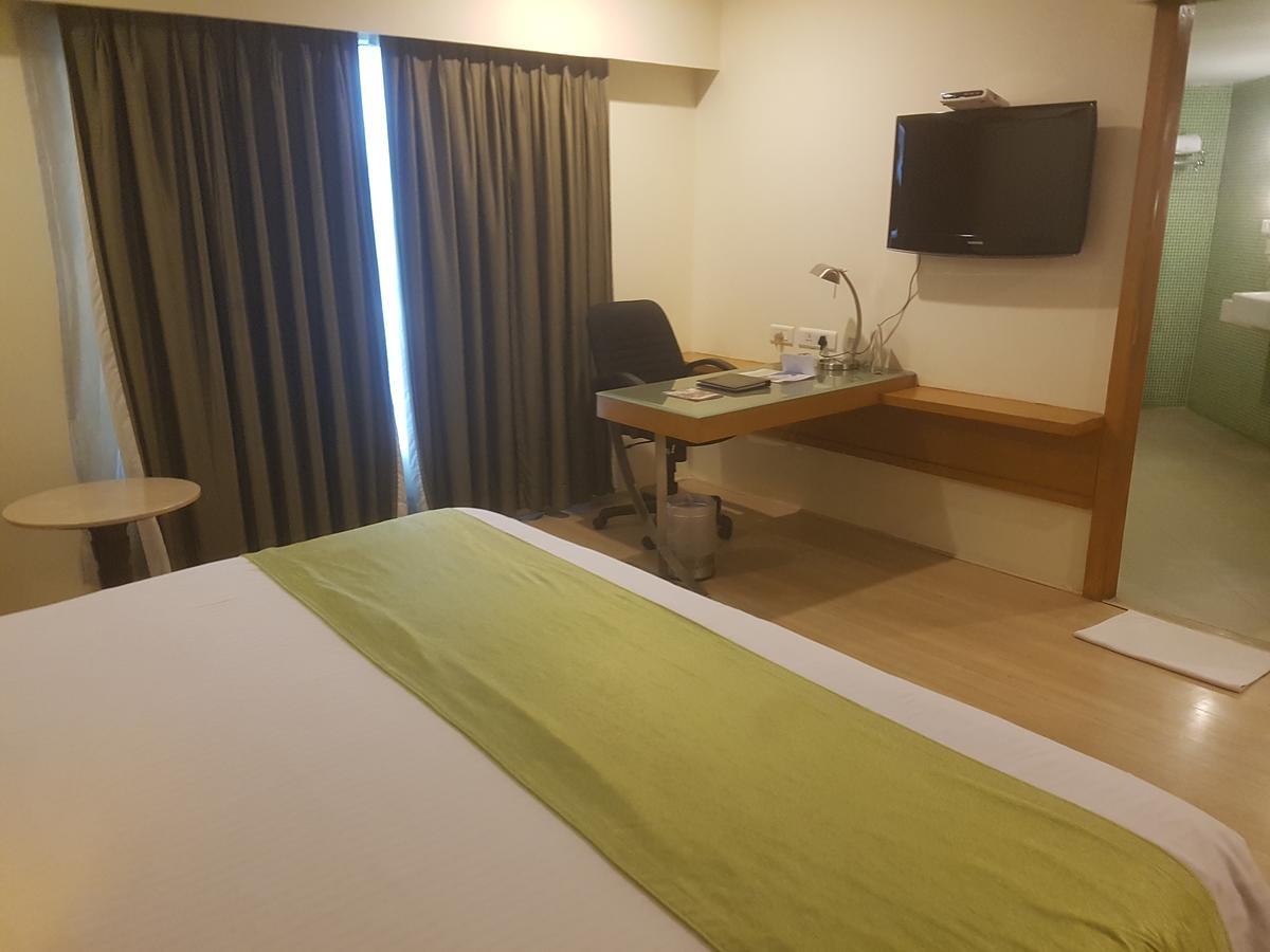 Peerless Hotel ไฮเดอราบัด ภายนอก รูปภาพ