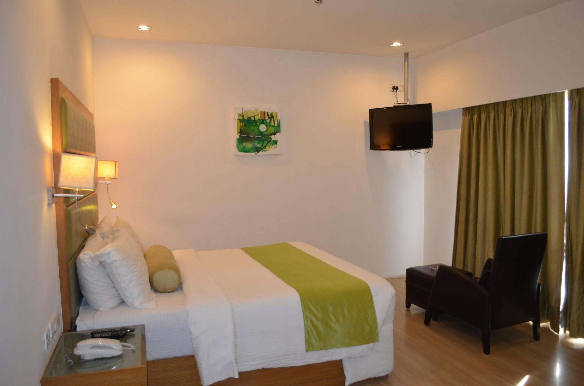 Peerless Hotel ไฮเดอราบัด ภายนอก รูปภาพ