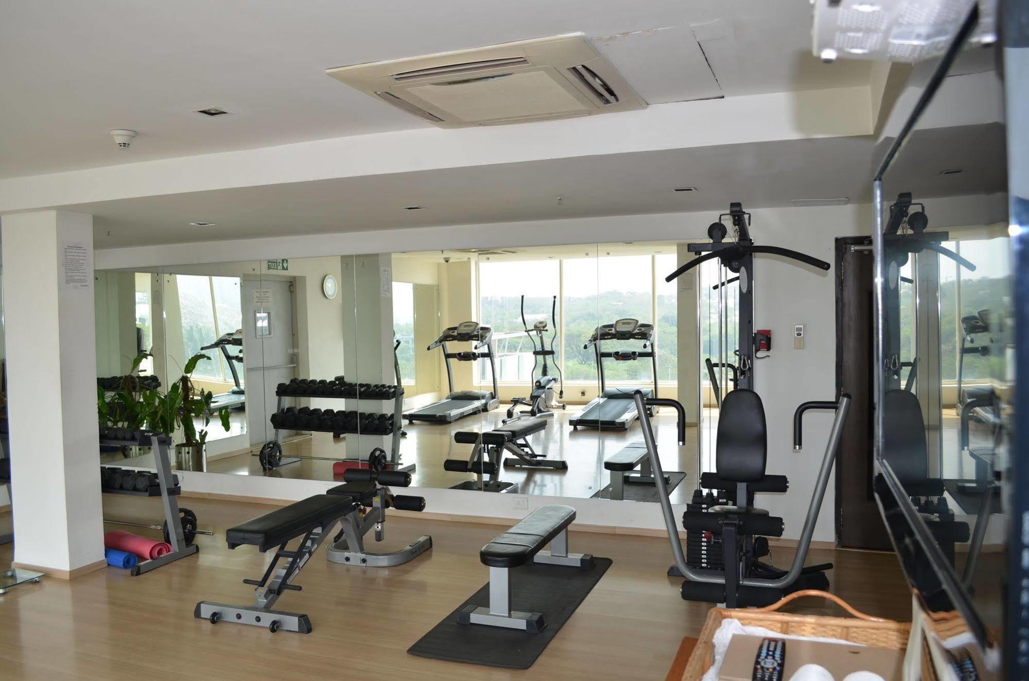 Peerless Hotel ไฮเดอราบัด ภายนอก รูปภาพ